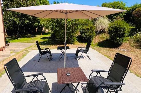 Guamo Bed & Breakfast | B&B Giardino delle Camelie