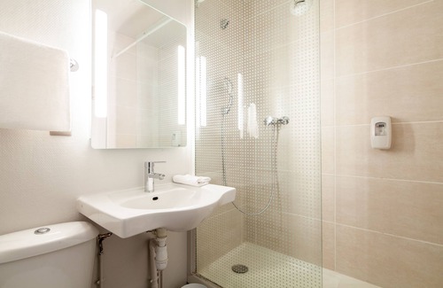 Corbeil-Essonnes Hotel | B&B HOTEL Corbeil-Essonnes