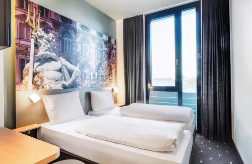 Moosach Hotel | B&B Hotel München-Moosach