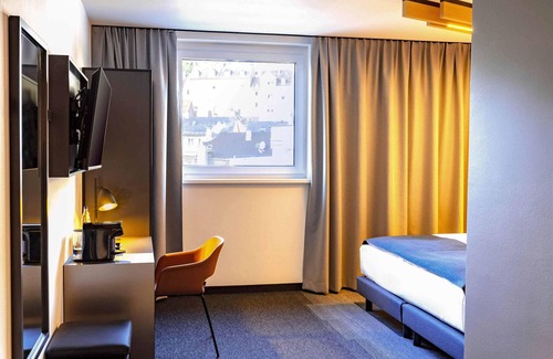 Moosach Hotel | B&B Hotel München-Moosach