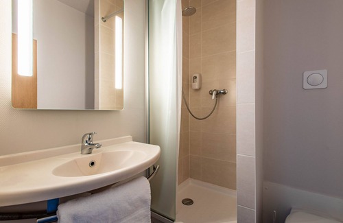 Vannes Hotel | B&B HOTEL Vannes Ouest Golfe du Morbihan