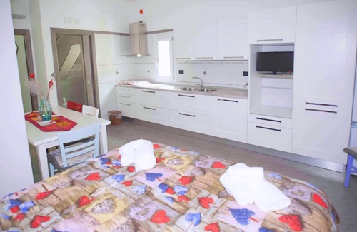 Cetara Bed & Breakfast | B&B in the heart of Cetara - double room with kitchen