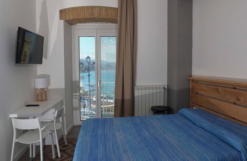 Pizzo Bed & Breakfast | b & b in the historic center, with a panoramic terrace, 400 meters from the sea