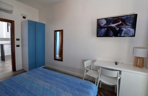 Pizzo Bed & Breakfast | b & b in the historic center, with a panoramic terrace, 400 meters from the sea