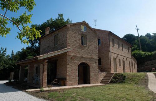 Monteguiduccio Bed & Breakfast | B&B Le Quattro Civette