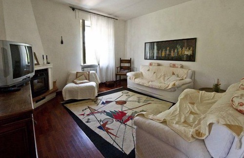 Fabriano Bed & Breakfast | B&B Maggiociondolo
