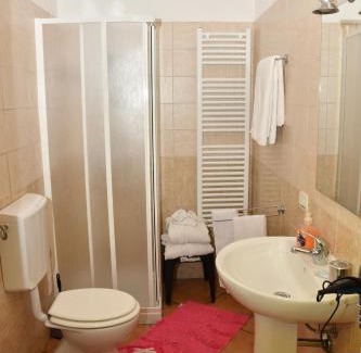 Mandas Bed & Breakfast | B&B Mitzixeddas Sa Domu de Braxia