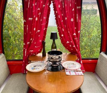 Port-Valais Bed & Breakfast | B&B Mon Rêve, Petit déjeuner BIO, Jacuzzi