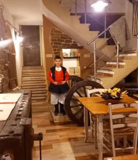 Fonni Bed & Breakfast | B&B Santu Giuvanni "Un tuffo nel passato Fonnese"