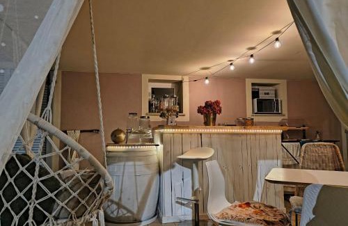 Terre Roveresche Villa | B&B Tra colline marchigiane - sauna e piscina