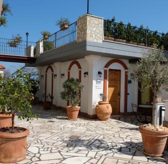 Fossacesia Bed & Breakfast | B&B VILLA IOLANDA un soggiorno in Relax vista Mare e Montagna