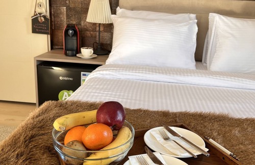 Narlidere Hotel | B.equine Range Hotel