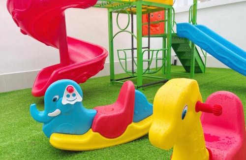 Hua Hin House | B leaf pool villa ชะอำ