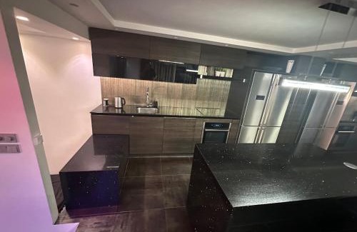 Vilnius Apartment | B&M Jacuzzi Rezidencija SELF CHECK - IN