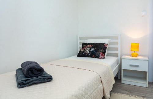 Znjan Apartment | B Residence