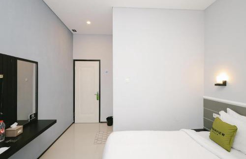 Lumajang House | B Syariah Guest House