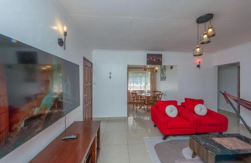 Westlands Apartment | B8- FULLY FURNISHED AND SERVICED 2 Bedroom Apartment in WESTLANDS NAIROBI with Back Up Power Generator