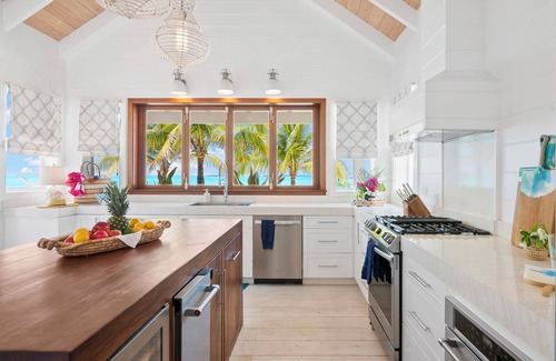 Tar Bay House | Ba Roos - Exuma's Dreamiest Beach House/On the Beach w 350ft of Beachfront!