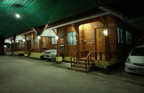 Mae Sariang House | Baan Khue Wieng Resort