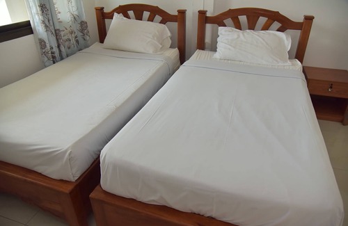 Pak Nam Pran Hotel | Baan P'Mike Resort Pranburi