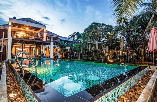 Pak Nam Pran Villa | Baan SanSuk Pranburi - Beach Front & Pool Villa