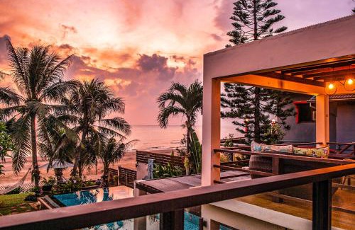 Pak Nam Pran Villa | Baan SanSuk Pranburi - Beach Front & Pool Villa