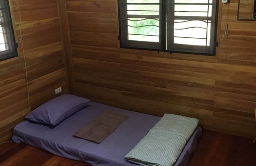 Khlong Khuean House | Baan Suan View Dee Homestay