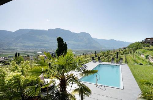 Tramin Apartment | Bacchushof Apartment Chardonnay