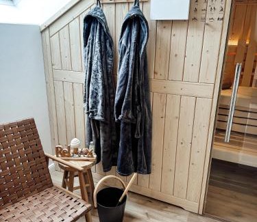 Kotzting Apartment | Bachgeflüster-Suite