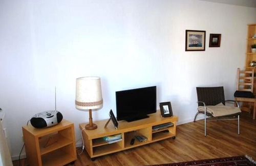 Oertzenhof Apartment | Backbord
