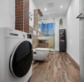 Ludwigsburg Apartment | BackHome - SUITE L - Parkhaus - Fantastische Schlosslage - SmartTV - Waschmaschine - Netflix - 50qm - 24h Checkin- Apartment 3