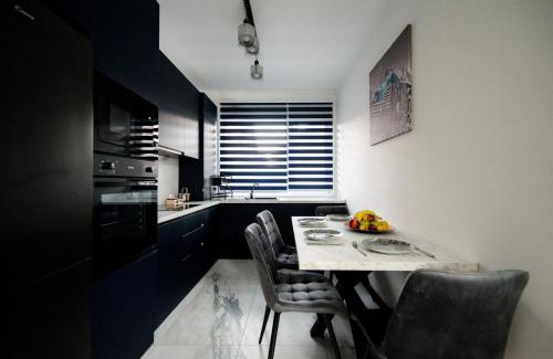 Oradea House | Backyard Jacuzzi House