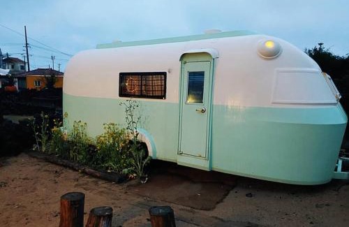 Pyeongdae-ri House | Bada Namu House 바닷가나무집