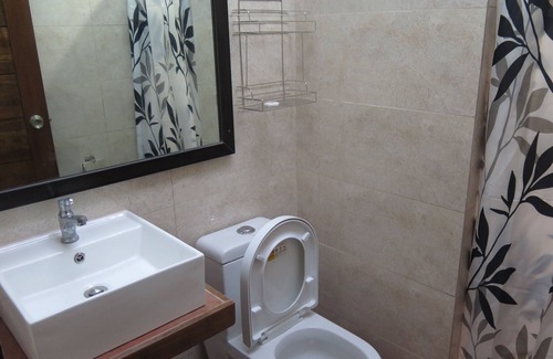 Puerto Galera Resort | BADLADZ Beach & Dive Resort - King Pool Suite