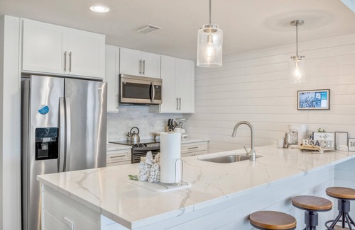 Baytowne Wharf Condo | Bahia Bliss ~ Stunning Views ~ Golf Cart Included!