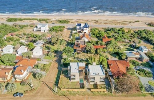 Piriapolis House | BAHIA SAN FRANCISCO, casa Horneros, Piscina Climatizada, 3 Dorm, Uruguay