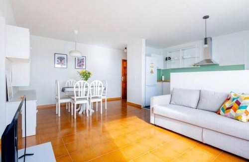 Bajamar Apartment | Bajamar Beach Vibes Apartment