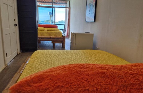 Cacique House | Bajo Congo Lodging