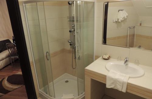 Buk Apartment | Bajor Panzió Bük-Bükfürdő, Adults Friendly 12 Plus