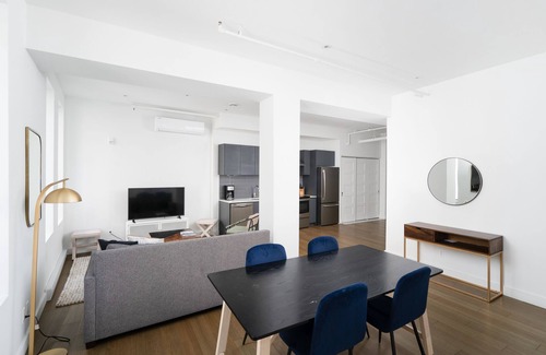 Old Montreal Apartment | BAKAN - Gem in the city : MODERN 2BD in Old/DT
