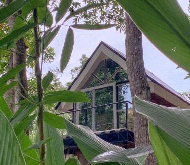 Western Visayas House | Balay Hilway - Cozy Rustic Cabin