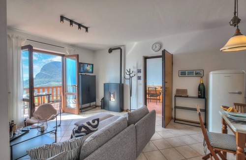 Pregasio Apartment | Balcone sul Lago, Tremosine, Italy