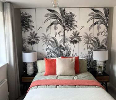 Wavendon House | Balderstone Guest Room