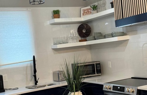 Baldwin Apartment | Baldwin's Bijou Studio apartment in Baldwin with Queen bed, AC, WiFi