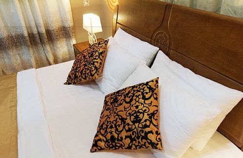 Teshie Bed & Breakfast | Bamboo House