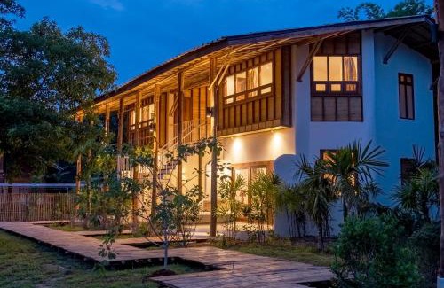 San Kamphaeng Bed & Breakfast | Bamboo Nest at SangGaDee Space