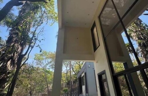 Harare Apartment | Bamboo-view Breeze Suite