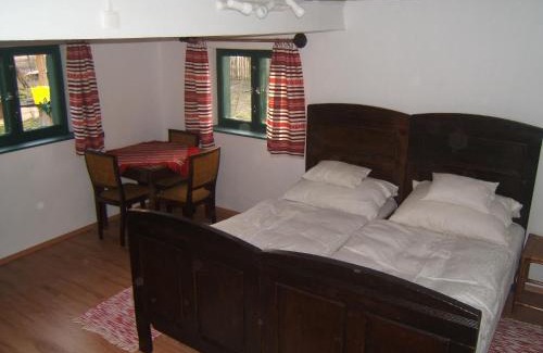 Morahalom House | Banditanya