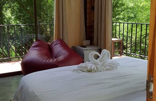 Suan Phueng Hotel | Bang Wela at Suanphung Resort