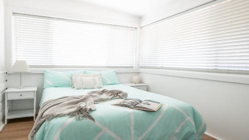 Ettalong Beach House | Bangalow Beach House - Ettalong, pet friendly, walk to beach,shops,cafes